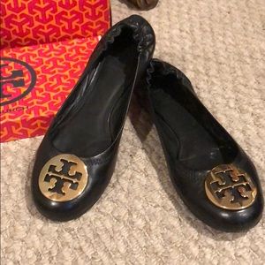 Classic black Tory Burch flats